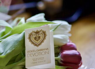How to get Dolce Gabbana Devotion perfume sample a real luxury experience anyone can try